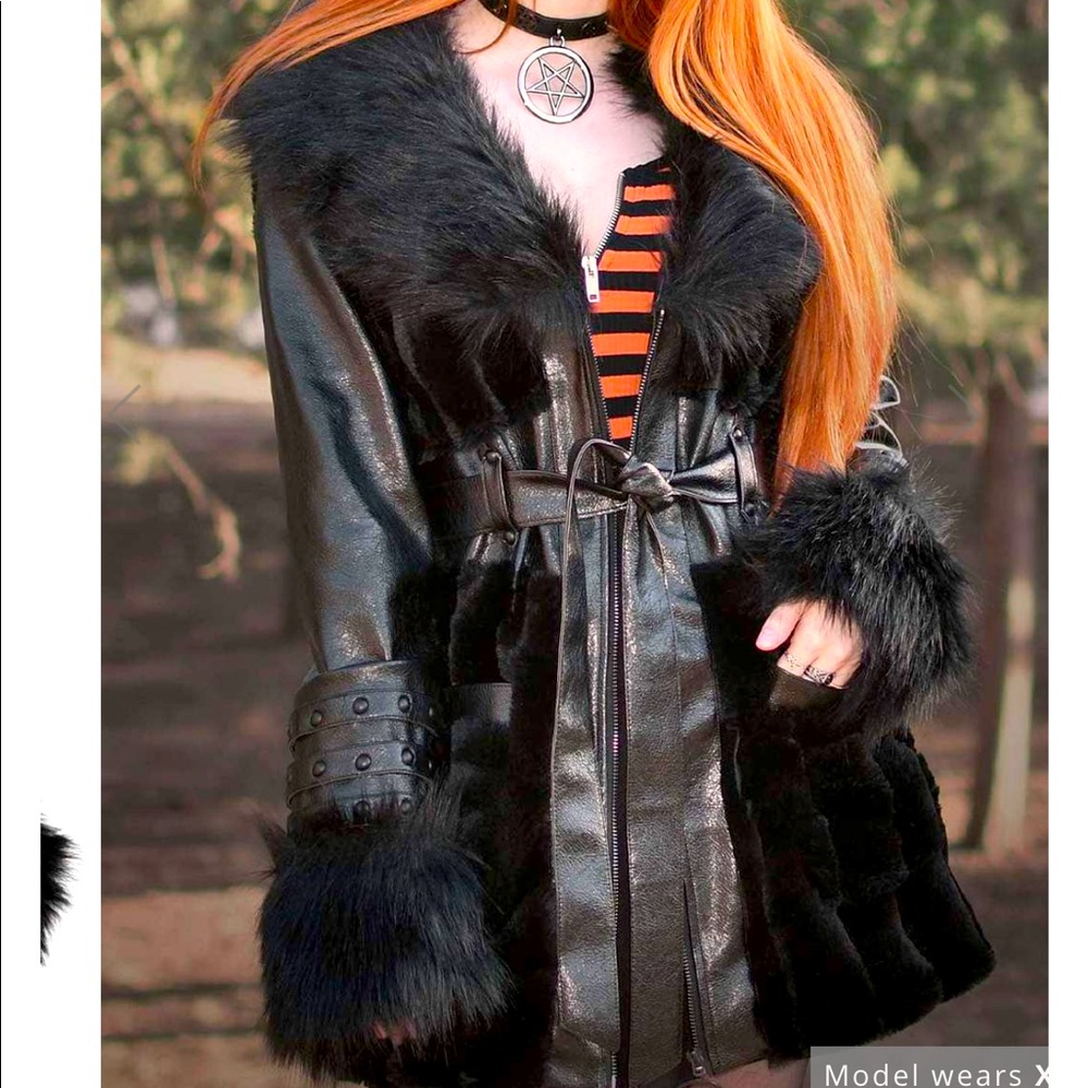 KILLSTAR KRISTINA FAUX FUR COAT NWT